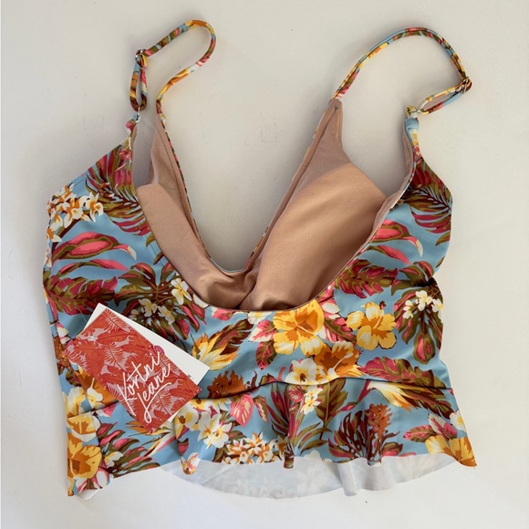 Kortni Jeane Sweet Hibiscus Swim Top - Picture 3 of 4